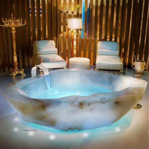 Backlit Onyx Bathtub