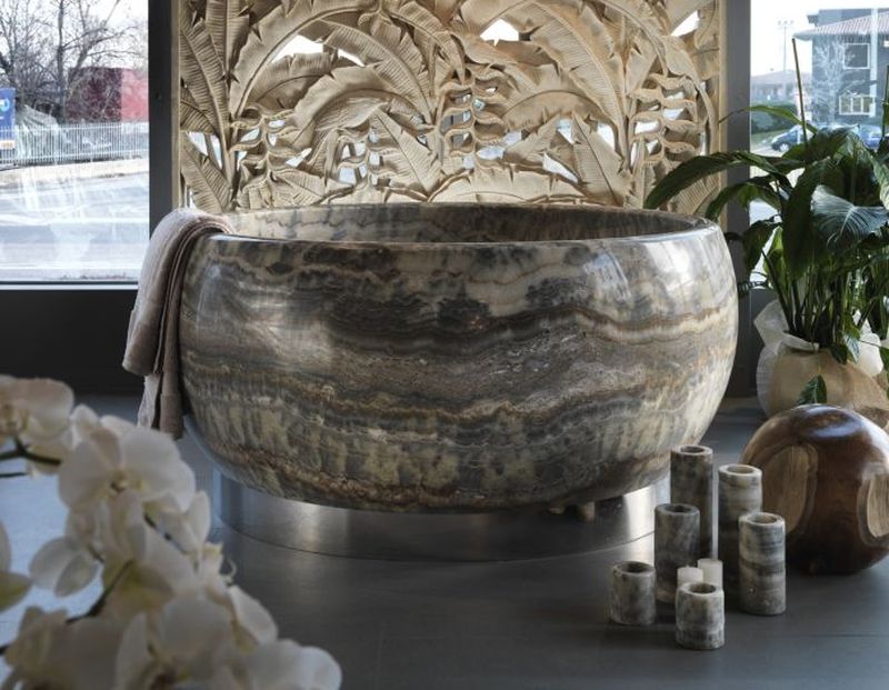 Grey Bubble Onyx Bathtub