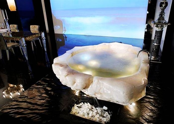 Rock Crystal Bathtub