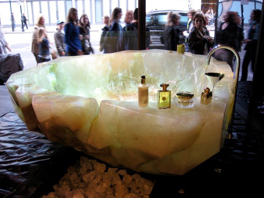 White Irregular Onyx Bathtub