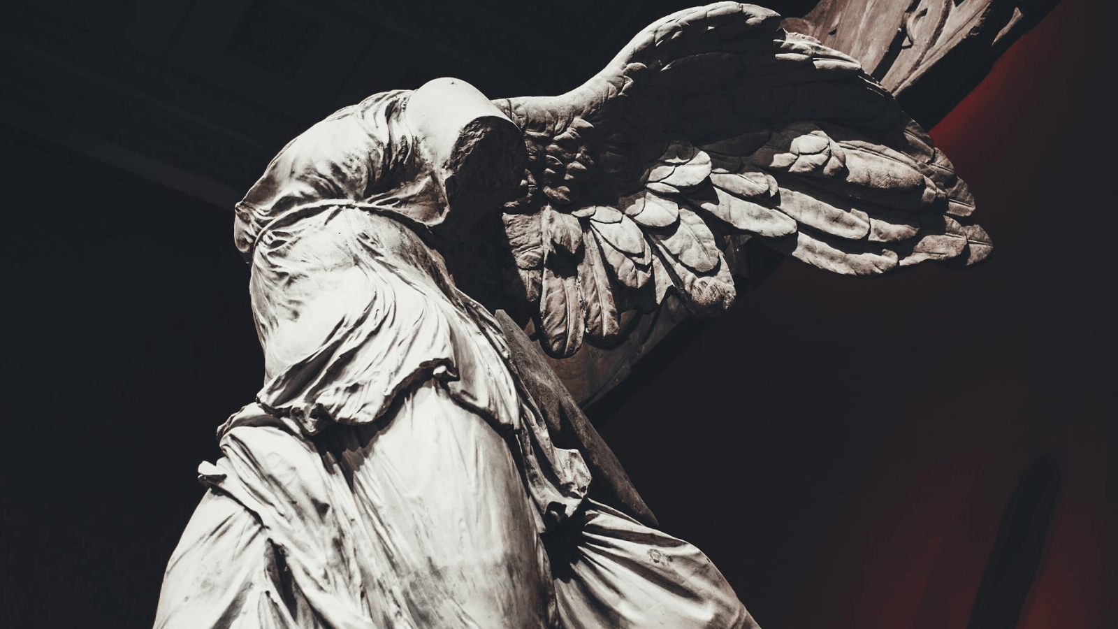 a-guide-in-choosing-greek-marble-statue